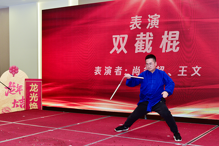 1706841346839590.jpg 2018.jpg