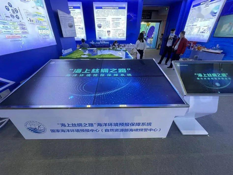 1721264705109701.jpg 2006.jpg